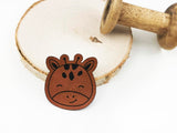 Kunstleder-Label, Lederlabel, Kunstleder-Patch, Lederpatch, 5x4cm, cognac, braun, Sonderform, Giraffe, Giraffenkopf