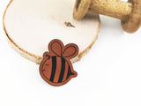 Kunstleder-Label, Lederlabel, Kunstleder-Patch, Lederpatch, 5x4cm, cognac, braun, Sonderform, Biene