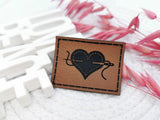 Kunstleder-Label, Lederlabel, Kunstleder-Patch, Lederpatch, 4x3cm, braun, cognac, Herz, Naht, Nähnadel, nähen